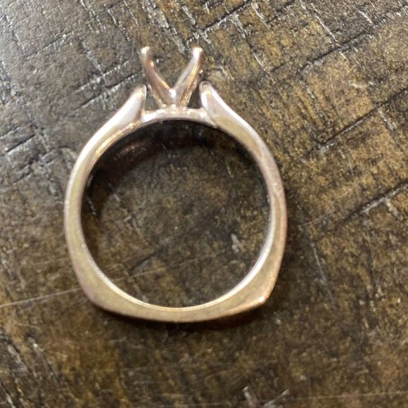 No Brand Jewelry - White Gold 14k Ring Setting Mounting No Stone 3.42g Size 6.75